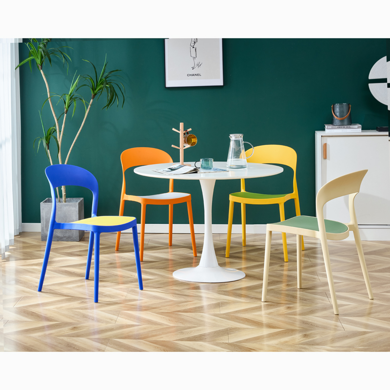 Stackable bistro chair