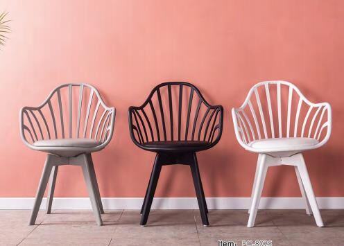Plastic Dining Chairs