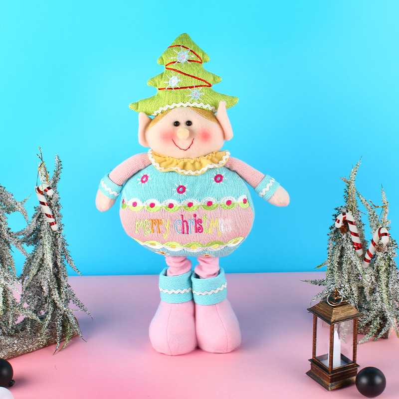 Knitted telescopic doll