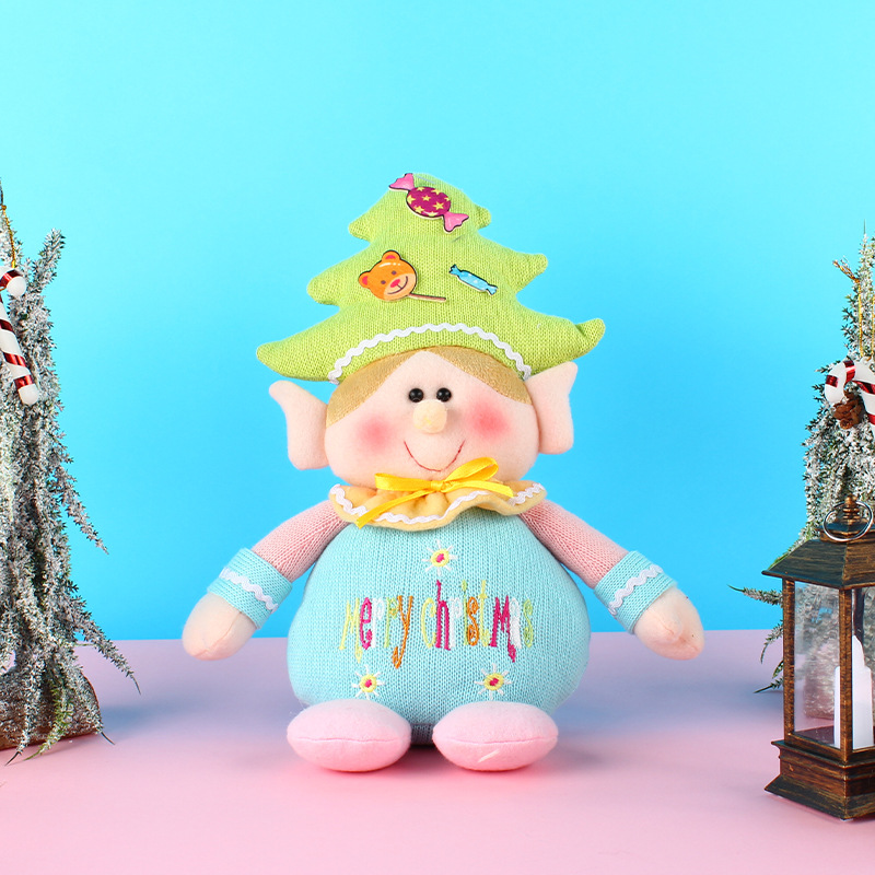 Knitted telescopic doll