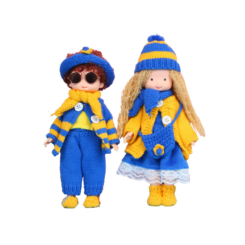 Knit dolls Knit dolls