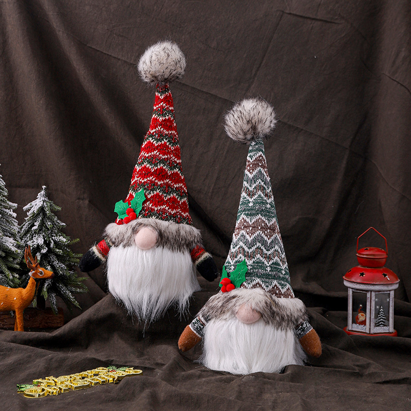 Knit luminescent doll Knit luminescent doll