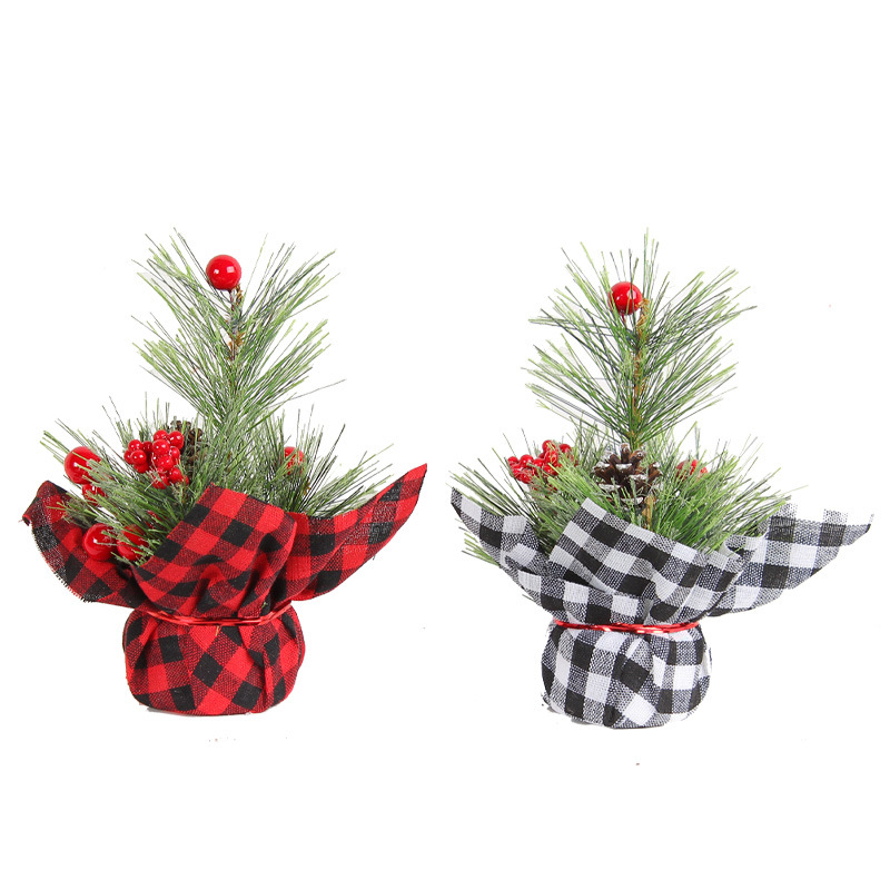 Lattice tree Christmas decorations Lattice tree Christmas decorations