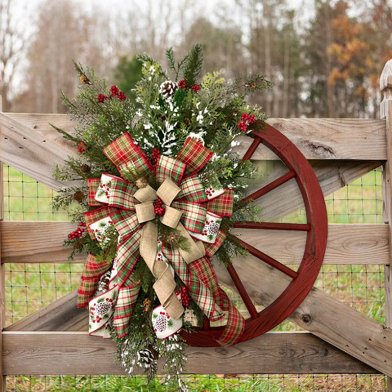 Christmas carriage wheel garland 