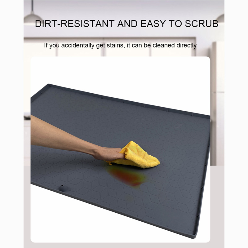 Multifunctional silicone pad