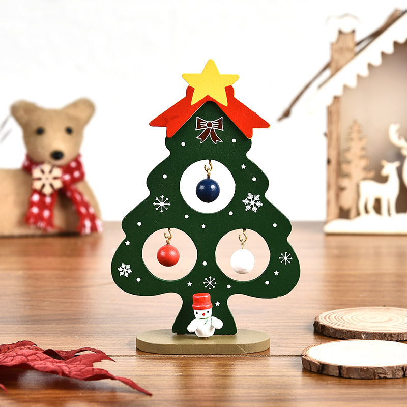 Christmas tree wooden ornament