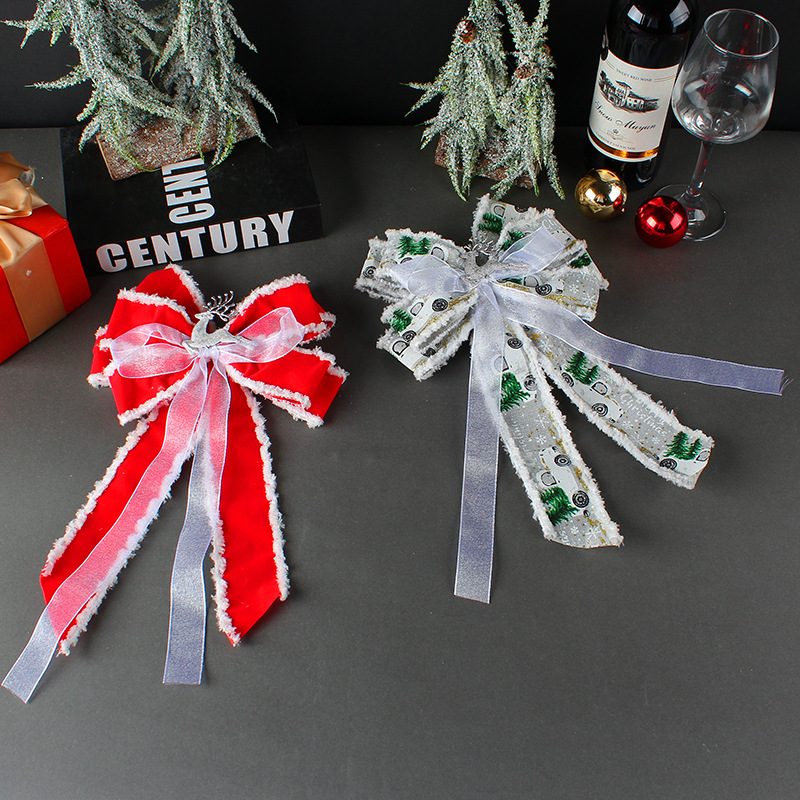 Christmas tree ornament butterfly knot