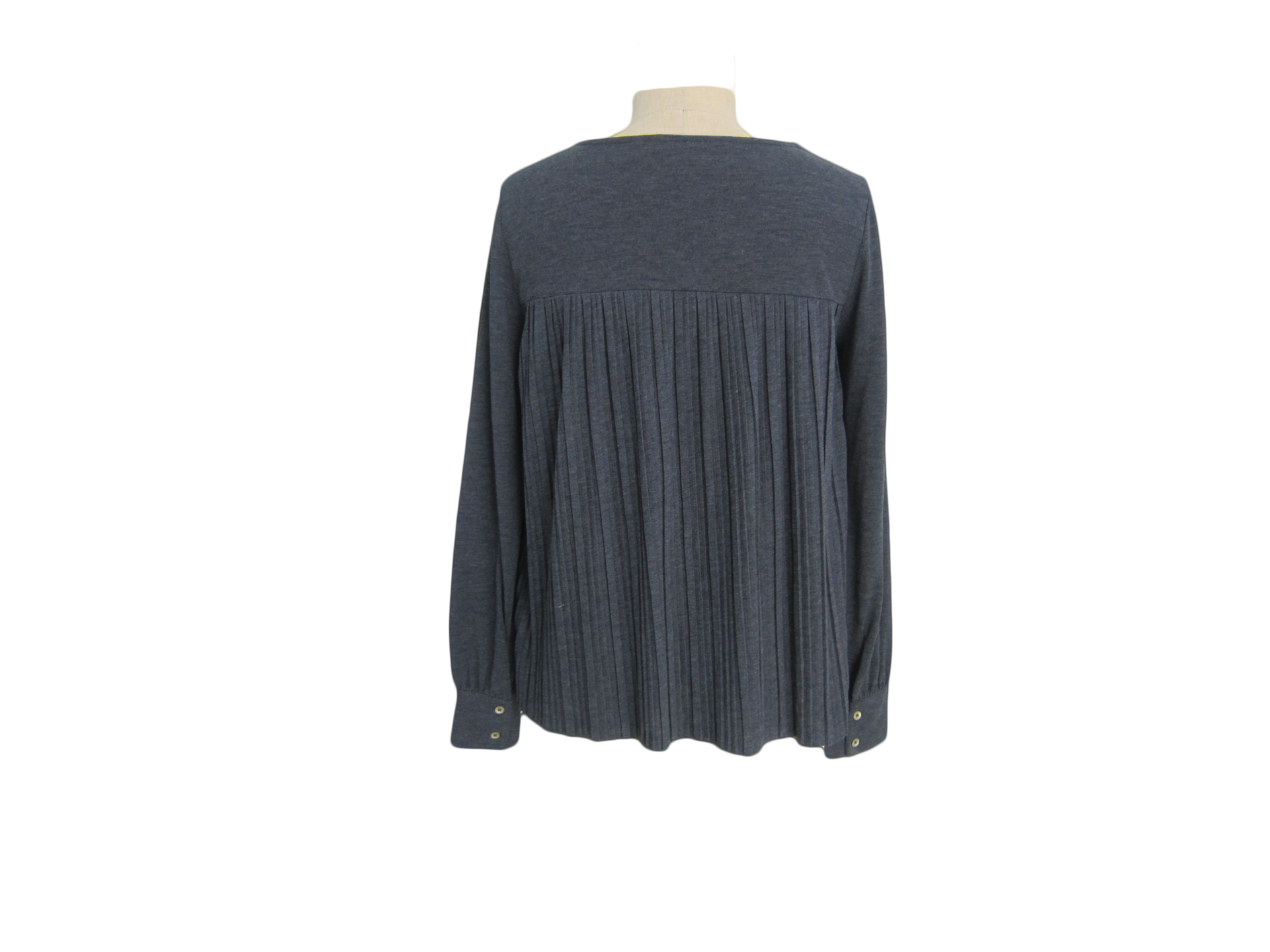 SHAPED DART TUCKS SHIRT