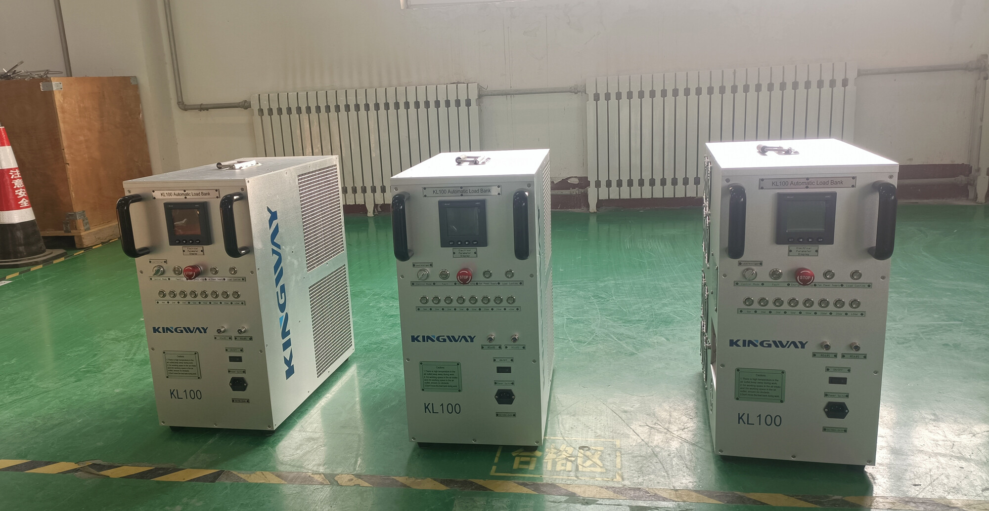 20 décembre 2024, Kingway 3 unités de bancs de charge résistifs de 100 kW après test FAT, expédiées au client au Royaume-Uni. 20 décembre 2024, Kingway 3 unités de bancs de charge résistifs de 100 kW après test FAT, expédiées au client au Royaume-Uni.