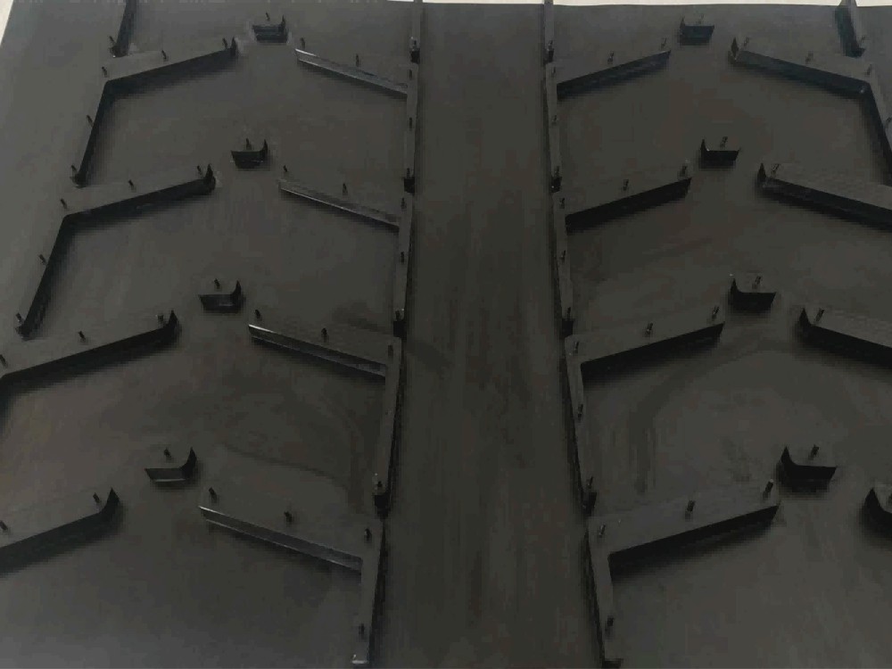 Banda transportadora Chevron