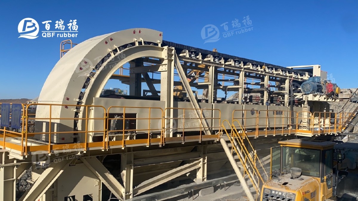 Solución de sistema de elevación vertical para minería: cómo abordar los desafíos del transporte continuo en operaciones de minasprofundas