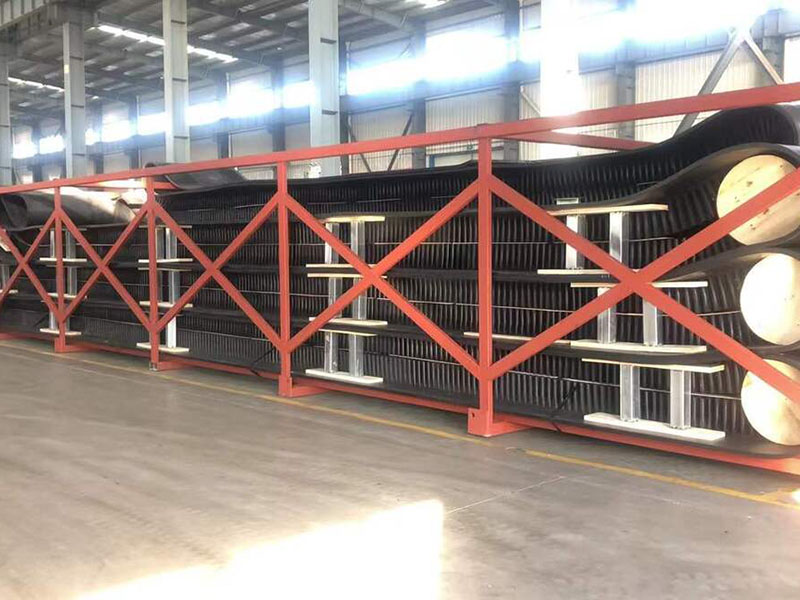 920M ST6300 bandas laterales en minas a cielo abierto