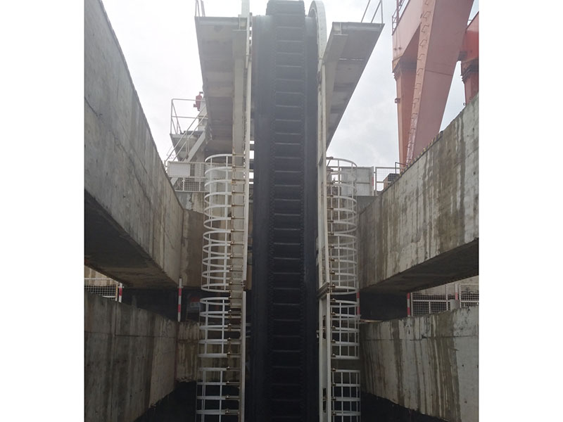 Cinta transportadora de pared lateral