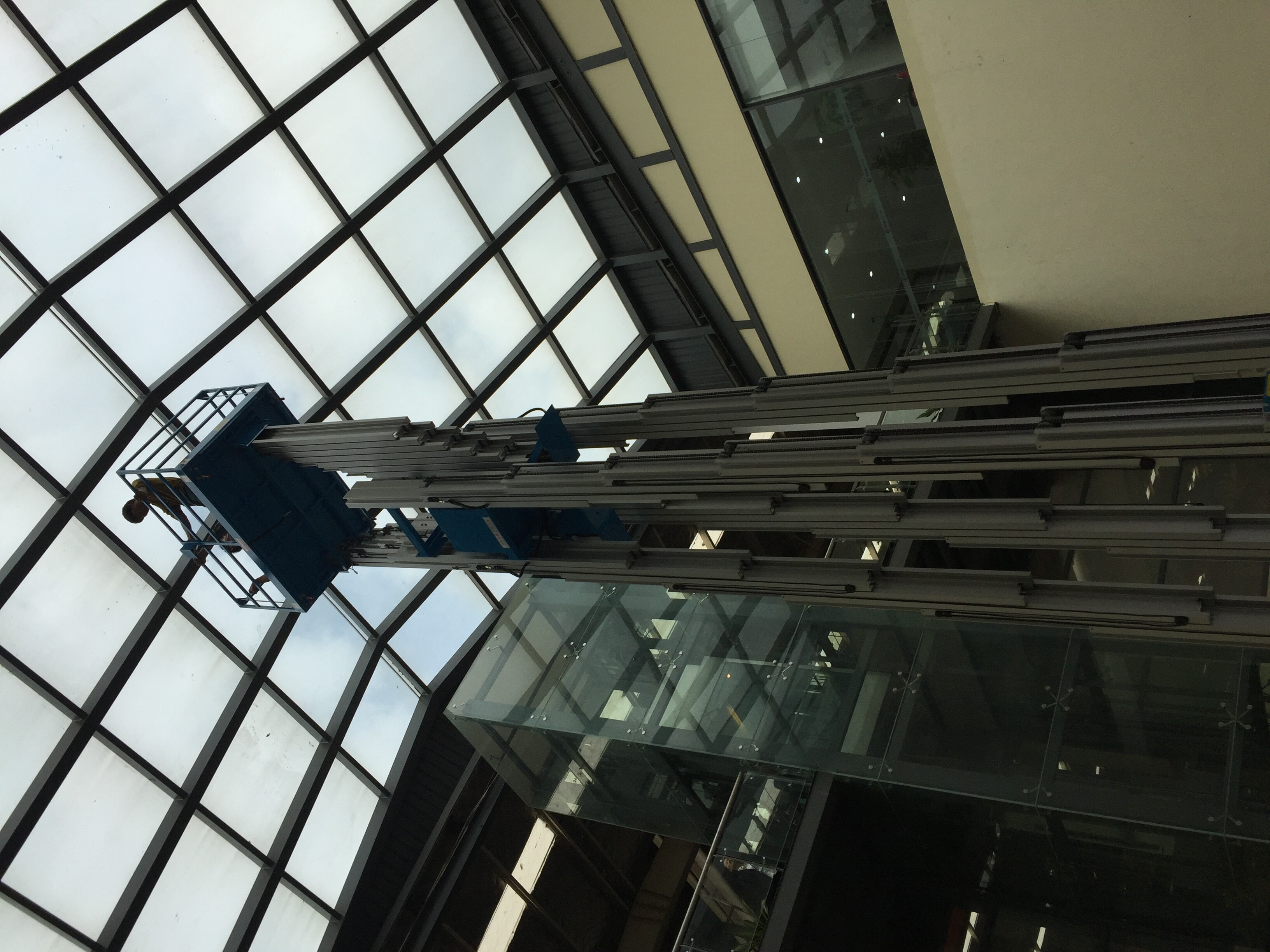 6 Masts Vertical Lift