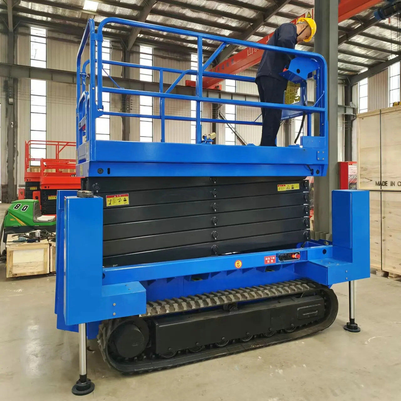 All Terrain Crawly scissor Lift