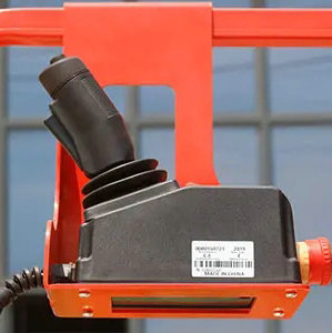 Drivable Telescopic lift