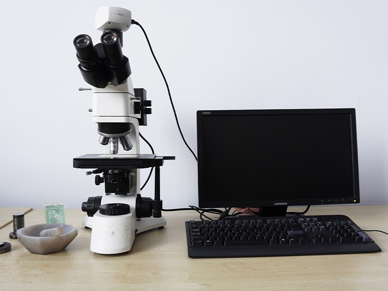 metallurgical microscope
