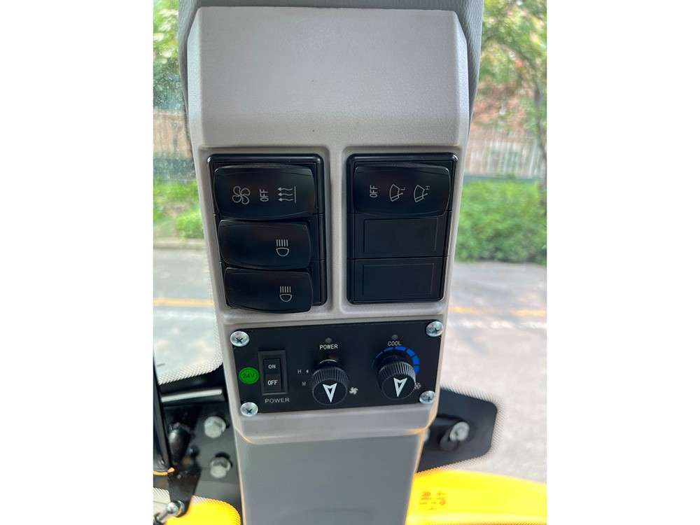 KS430H Side shift backhoe loader