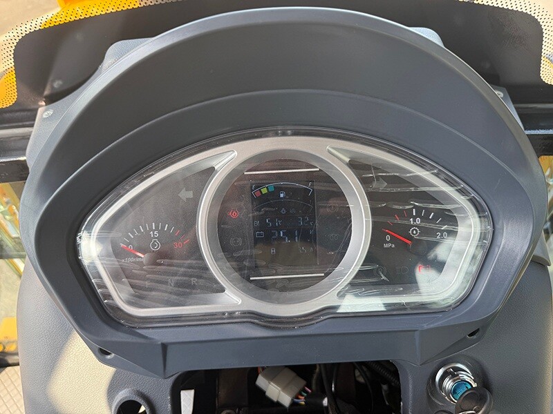  KS420H Side shift backhoe loader