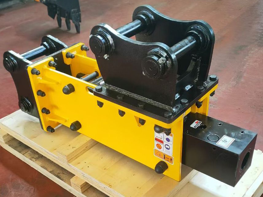 Hydraulic break hammer - external valve type