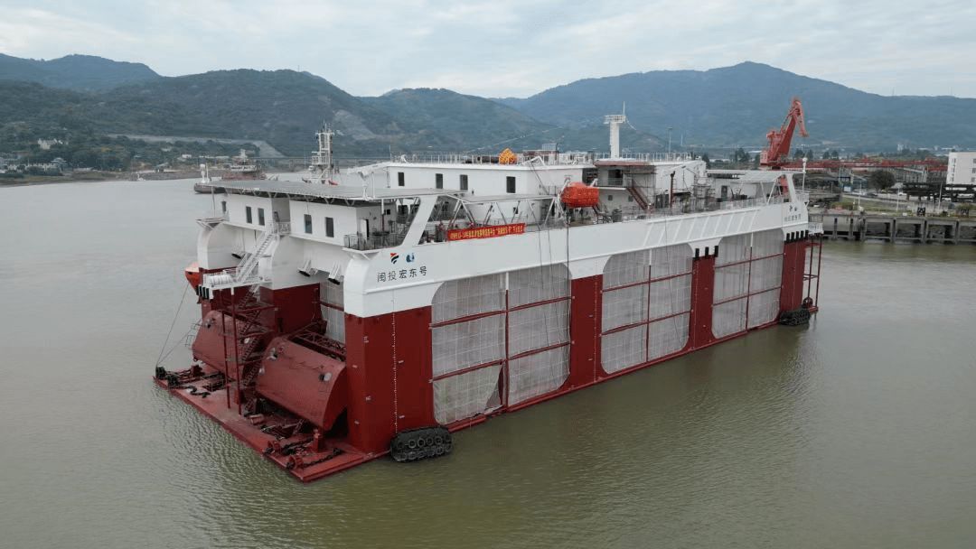 El primer conjunto de plataformas de acuicultura en alta mar en aguas profundas "Mintou No. One" se puso en servicio con éxito en la provincia de Fujian. El primer conjunto de plataformas de acuicultura en alta mar en aguas profundas "Mintou No. One" se puso en servicio con éxito en la provincia de Fujian.