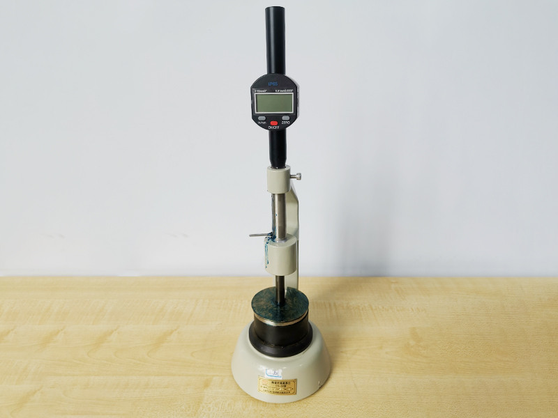 Ceramic fiber thickness gauge