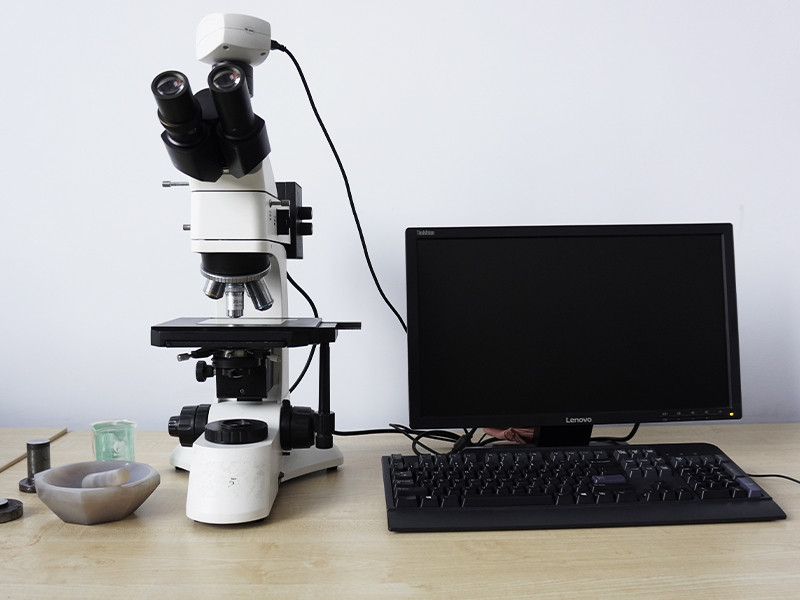 metallurgical microscope