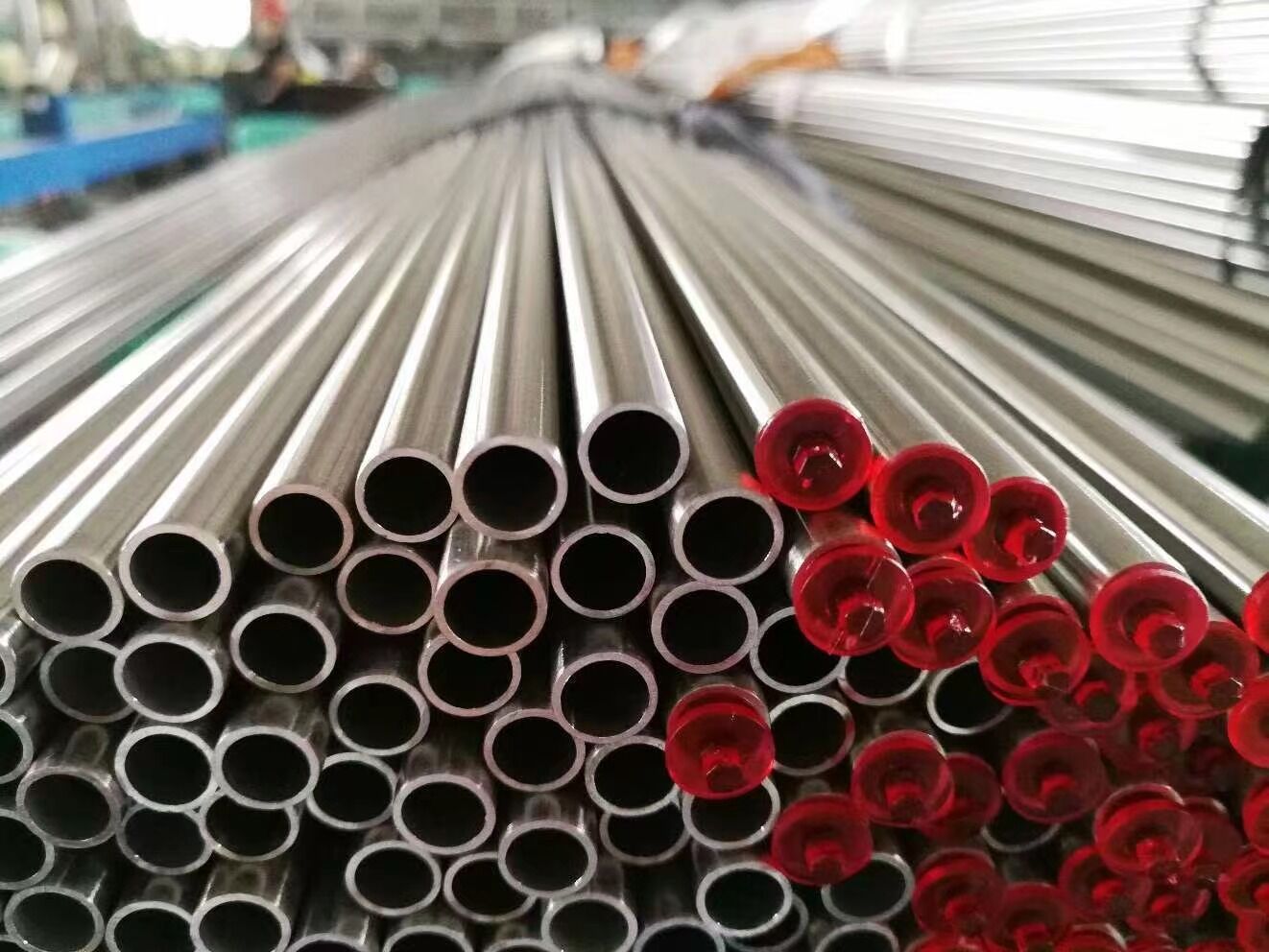 WELDED VS. SEAMLESS TUBE