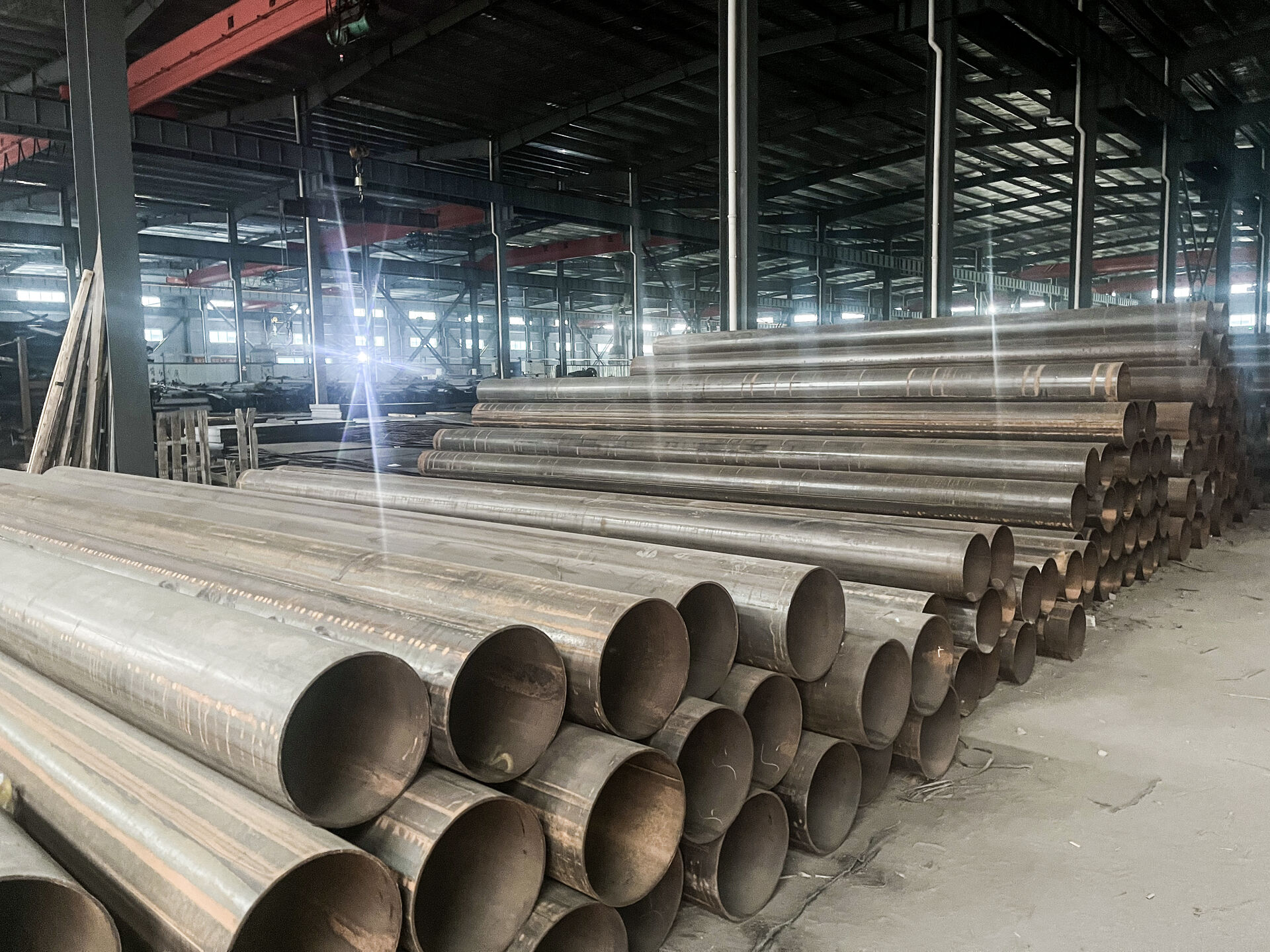 Steel pipe/tube