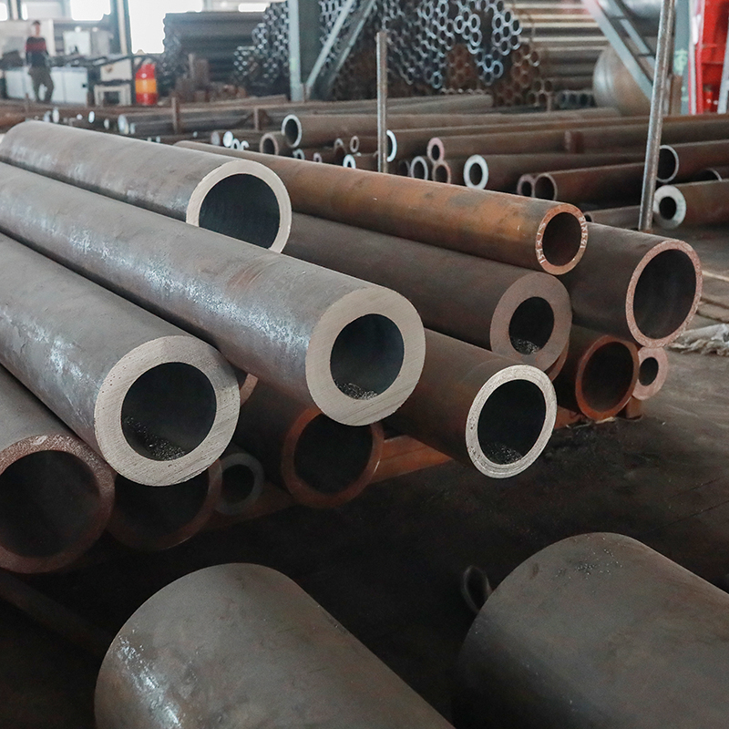 Q235 Steel Pipe/Tube