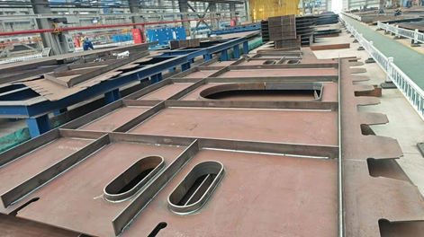 Les robots de soudage Zhouxiang renforcent la construction navale