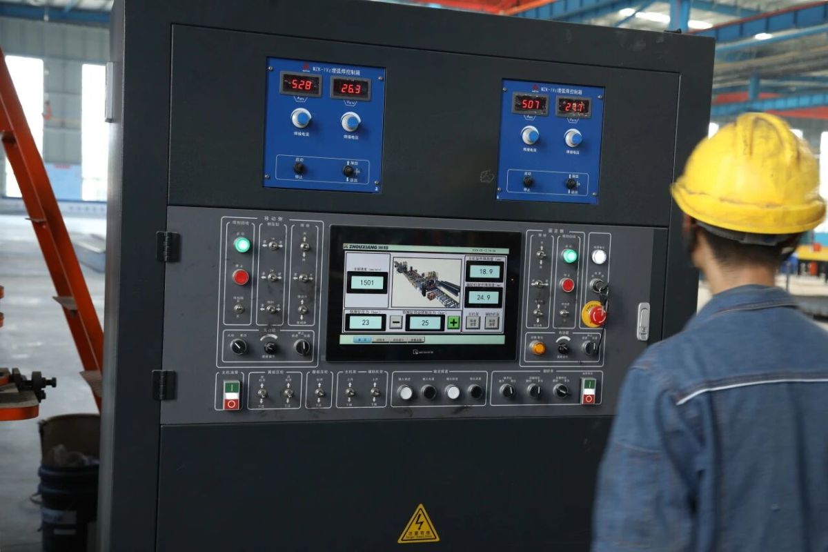 De "Deep Cultivation" à une "Récolte abondante": le parcours de dévouement derrière les solutions intelligentes de soudage et de découpe de Zhouxiang Steel Structure