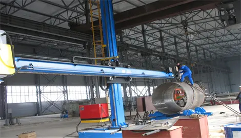 Machine à souder les colonnes et les flèches 