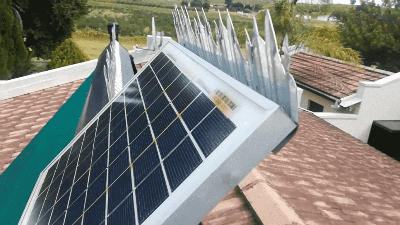 How to prevent a Solar Geyser from overheating？