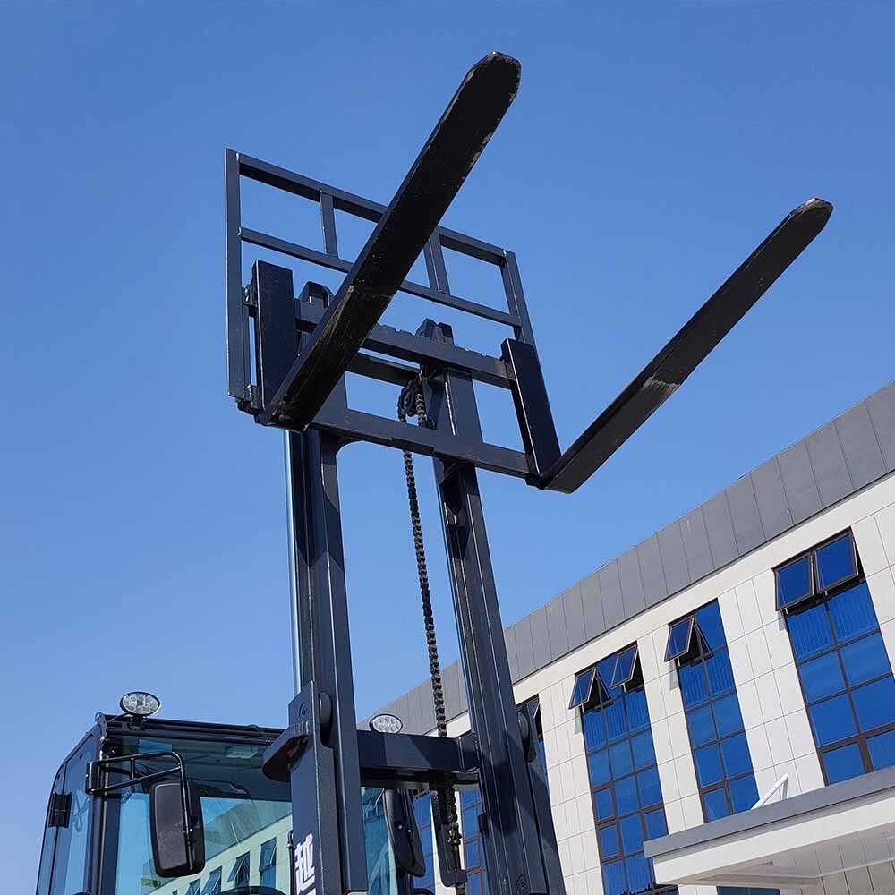 LYF932 3Ton Off-road diesel forklift