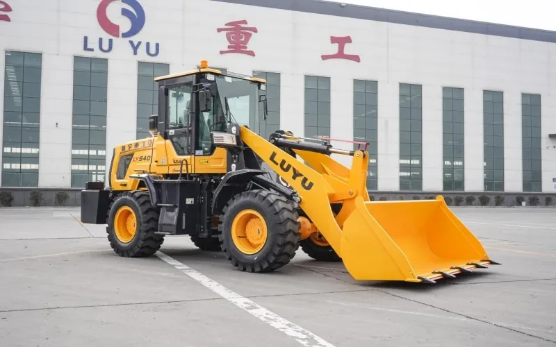 Wie wird das Frostschutzmittel im Radlader ausgetauscht?