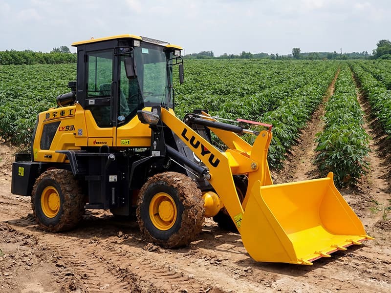 Radlader für die Landwirtschaft Kann ein Radlader für Arbeiten auf landwirtschaftlichen Flächen eingesetzt werden? Für welche Aufgaben eignet er sich?