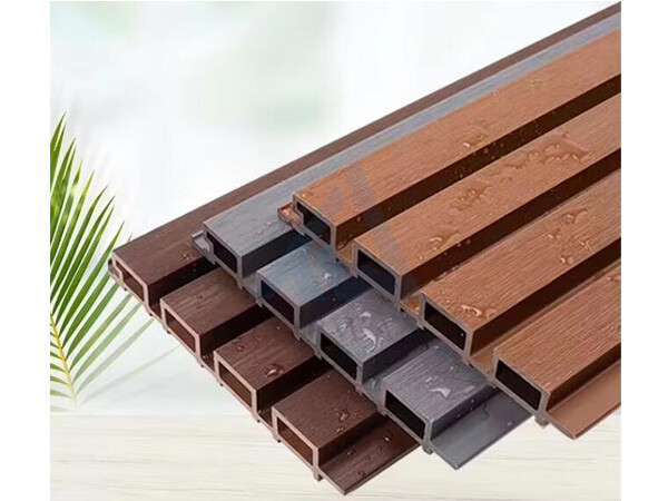 Línea de extrusión de perfiles PE PVC WPC