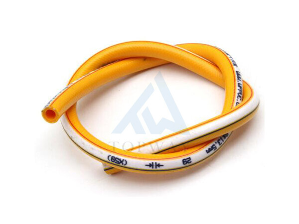 Maquina para fabricar mangueras reforzadas con fibra de PVC