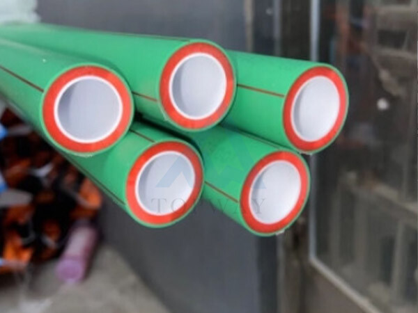 Línea de producción de tubos PPR de 3 capas de alta velocidad de 20 a 63 mm