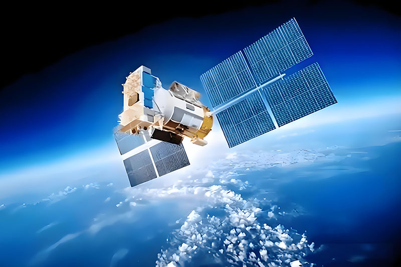 Sistemas de reloj sincronizado por satélite