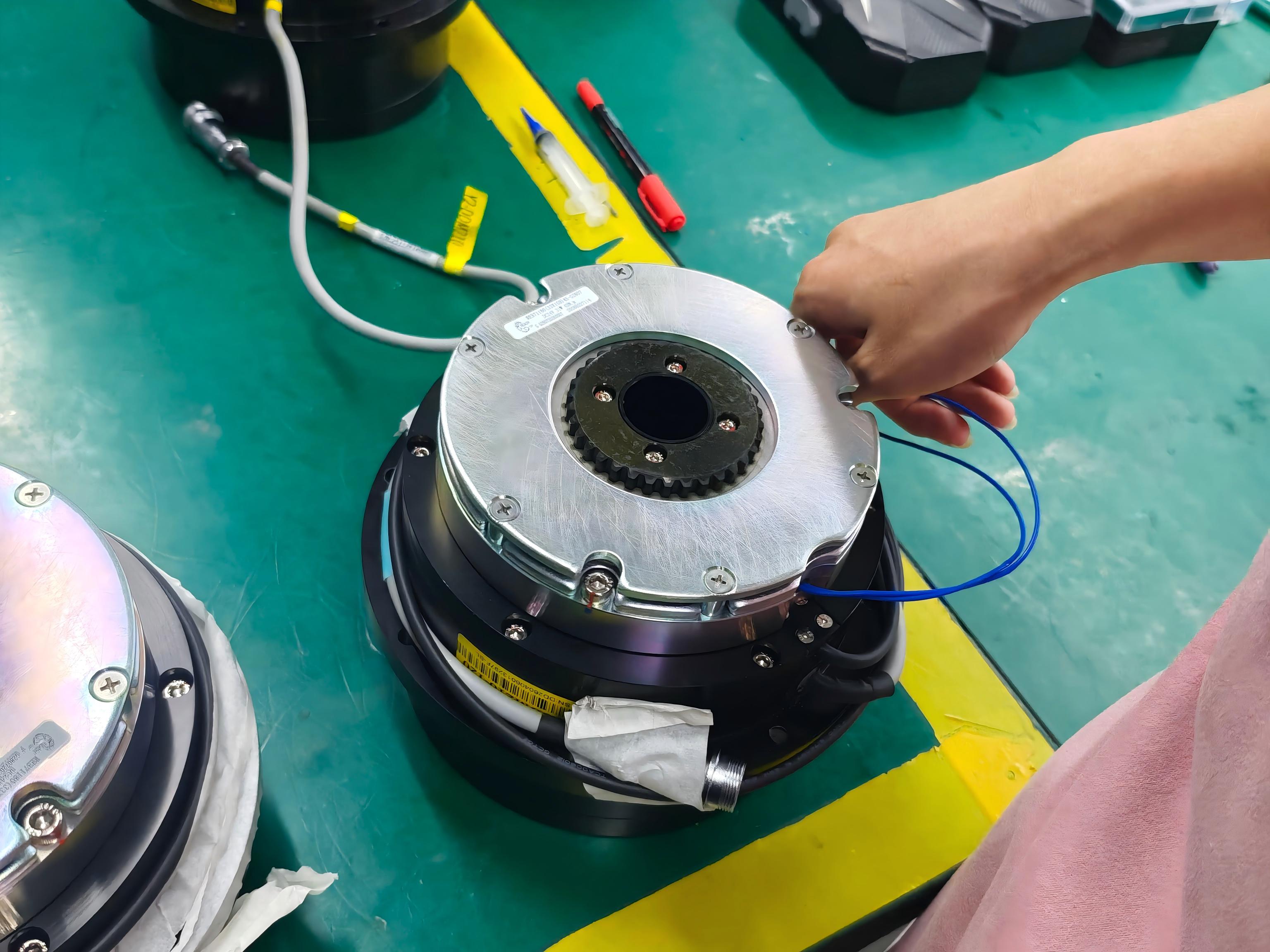 Customized Frameless Torque High Precision DD Motor with Brake
