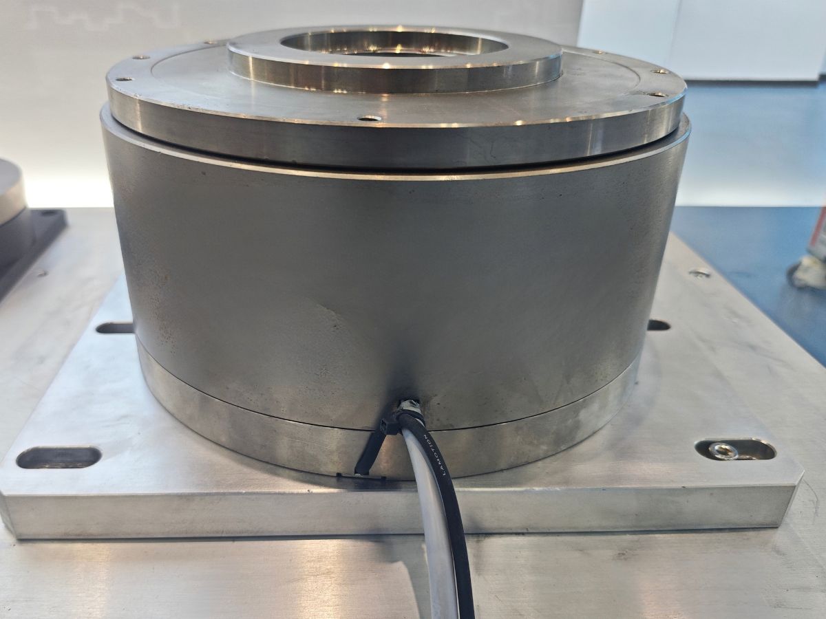 Direct Drive Motor Sizing: A Complete Guide to Torque Calculation and Selection