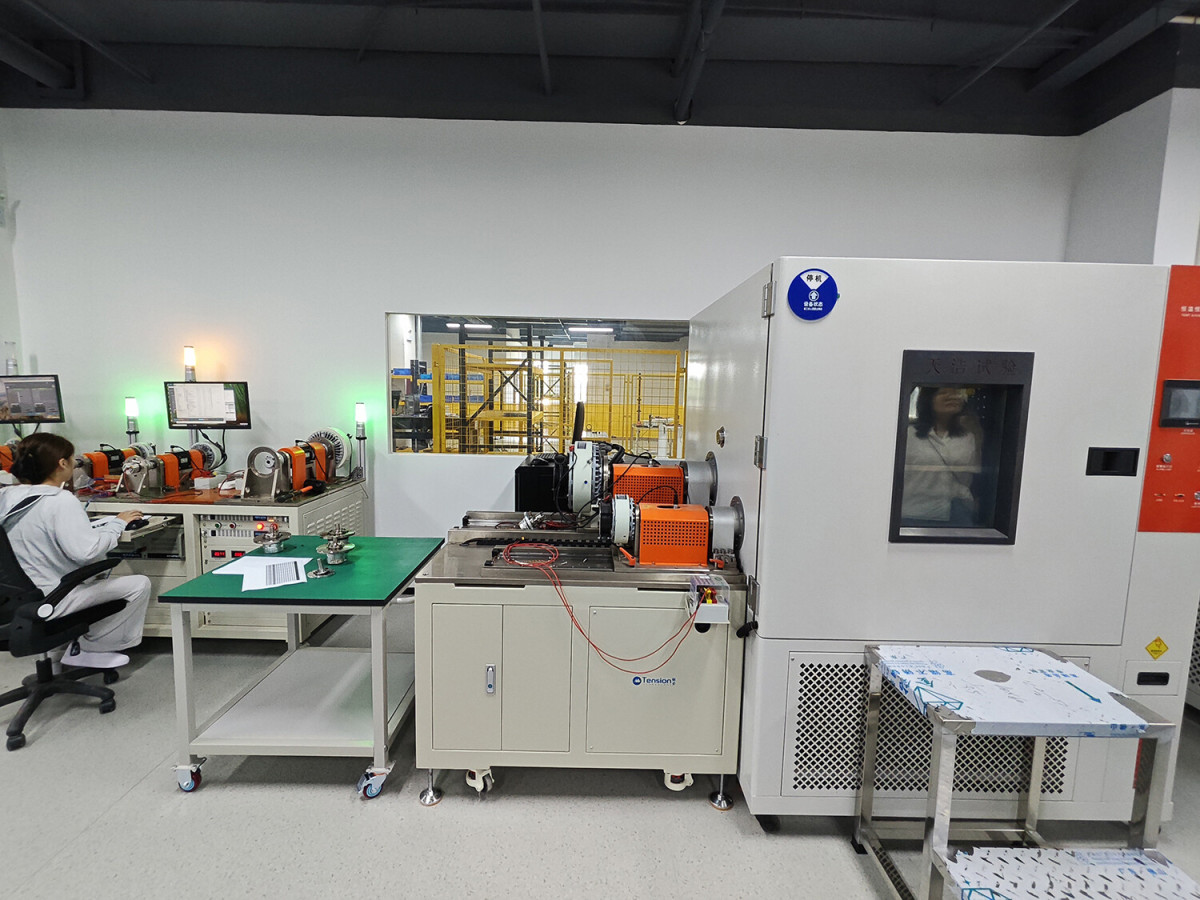 robot joint motor teating