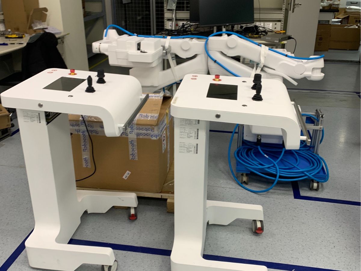 Harmonic drives for vascular interventional robots