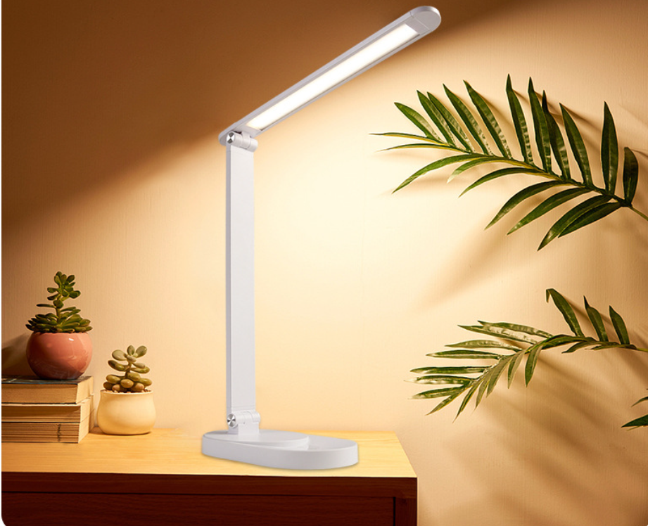 KT101T  Table Lamp With USB Output