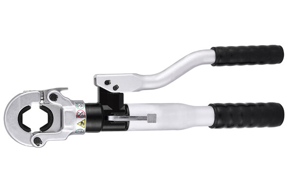 Outil de sertissage hydraulique pour connecteurs de câble 16-300mm² HP-300FZL Outil de sertissage hydraulique pour connecteurs de câble 16-300mm² HP-300FZL