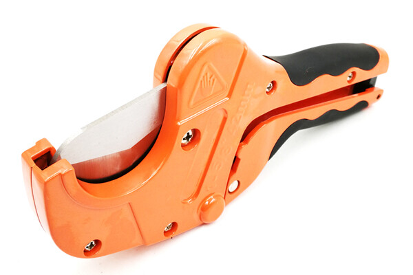 Coupe-tube PVC max. Ø42 mm PC-317-42