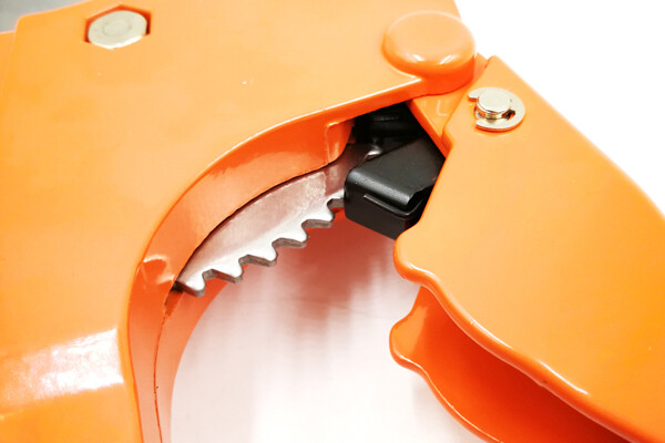 Coupe-tube PVC Max Ø64mm PC-317-64