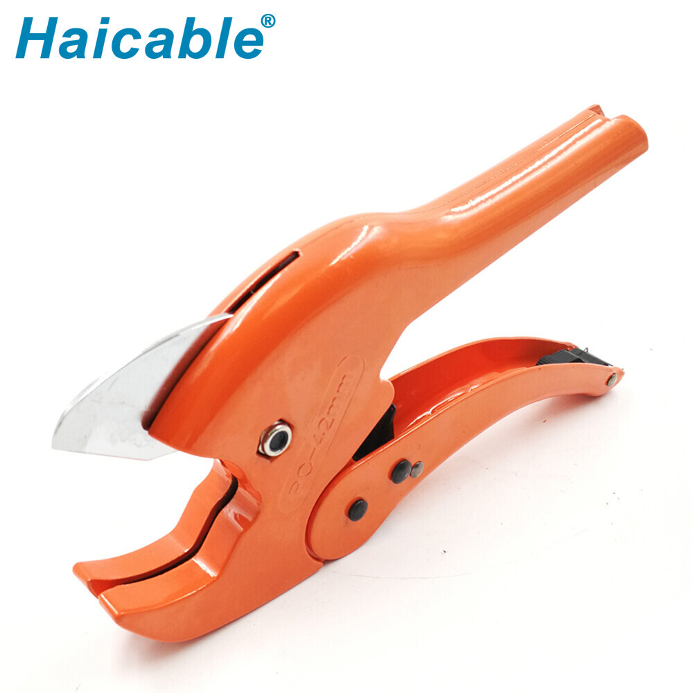 Coupe-tube PVC Max Ø42mm PC-0804B Coupe-tube PVC Max Ø42mm PC-0804B